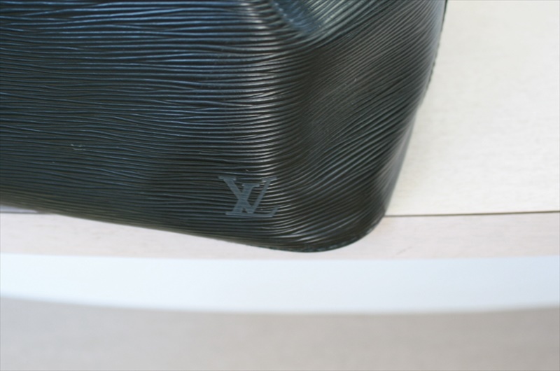 PETIT NOE Epi Black Noir