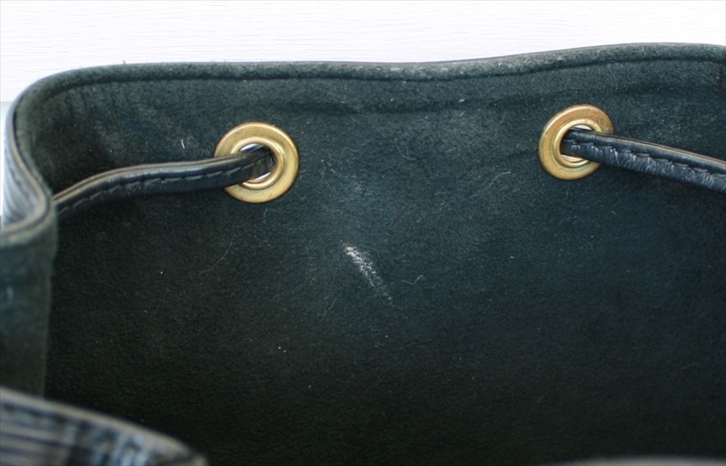 PETIT NOE Epi Black Noir