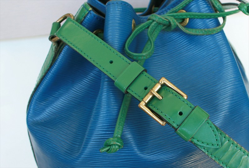 Noé Monogram - Handbags, LOUIS VUITTON ®