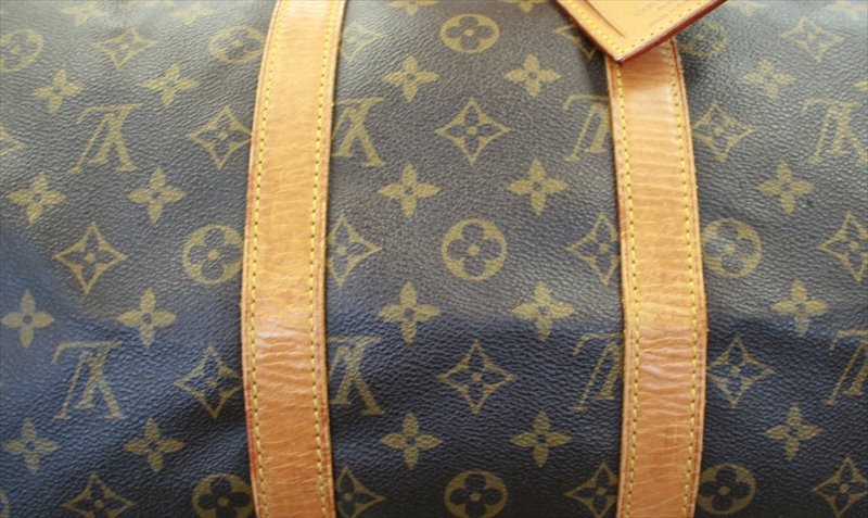 The very Chic Louis Vuitton Keepall 45 Travel bag in blue épi