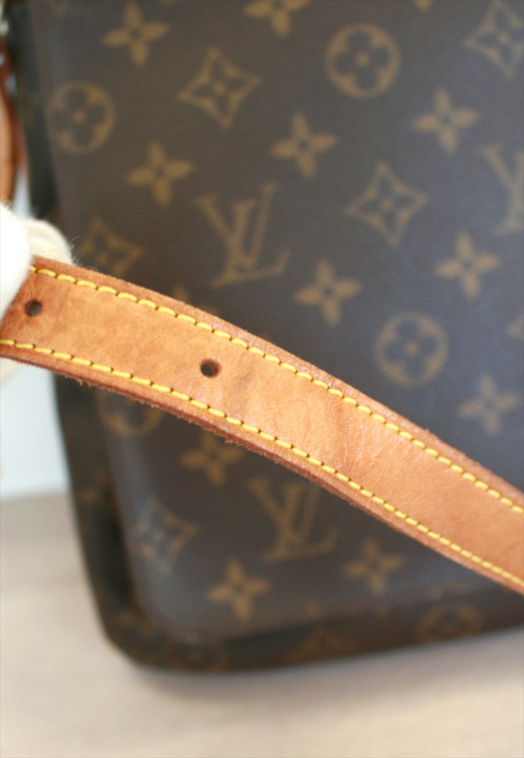 Louis Vuitton Monogram Canvas Musette Salsa Short Strap (Authentic  Pre-Owned) - ShopStyle Crossbody Bags