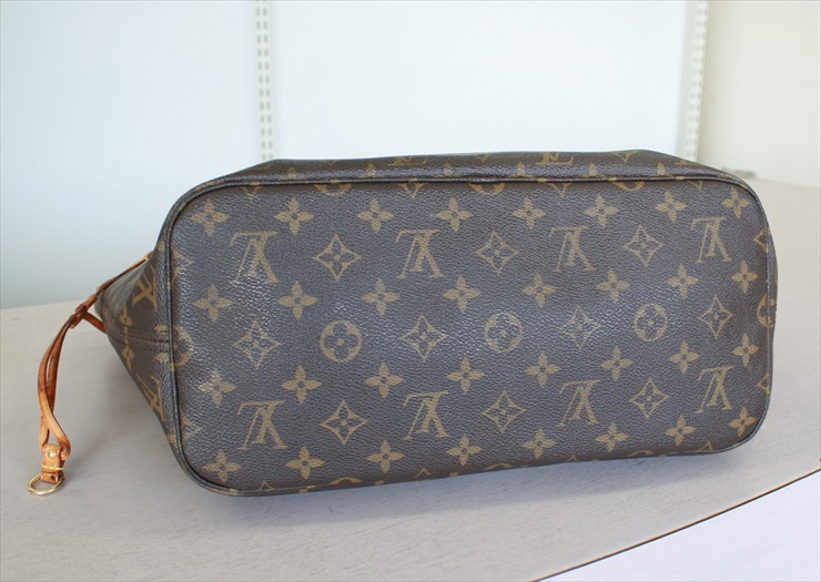 NEVERFULL MM Monogram