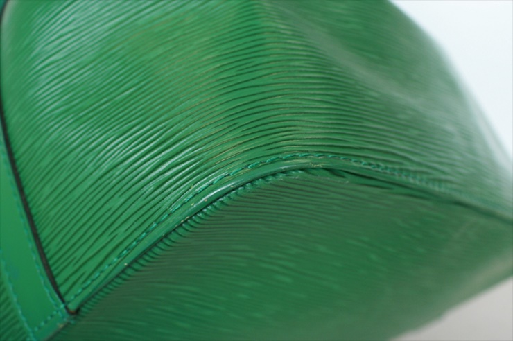 Louis Vuitton - Petit Noé Epi Leather Green