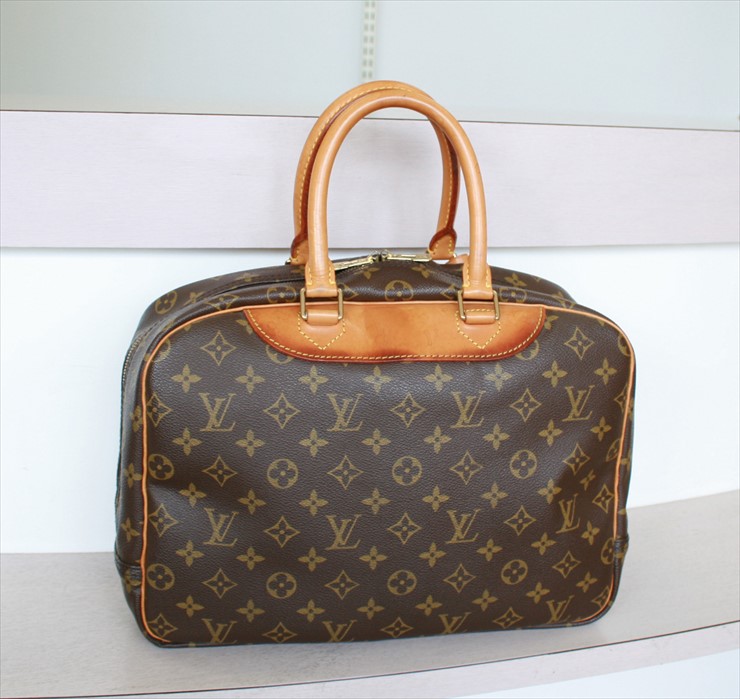 DEAUVILLE Monogram