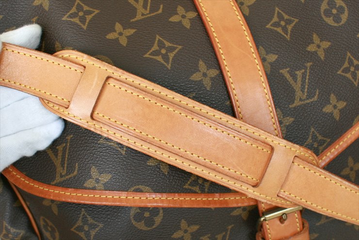 Louis Vuitton Monogram Saumur 35 Messenger Bag – Louis Lady