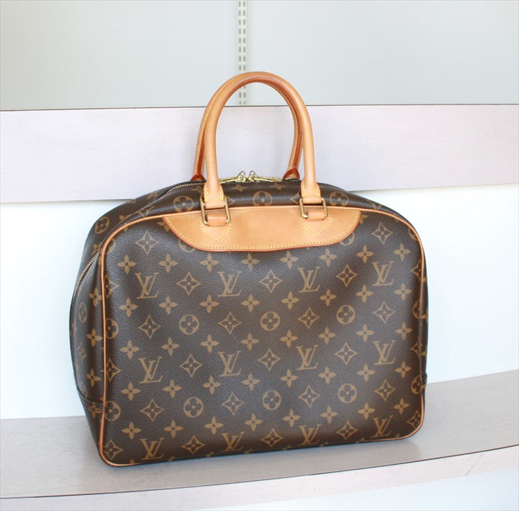 LOUIS VUITTON DEAUVILLE Monogram handbag No.1001