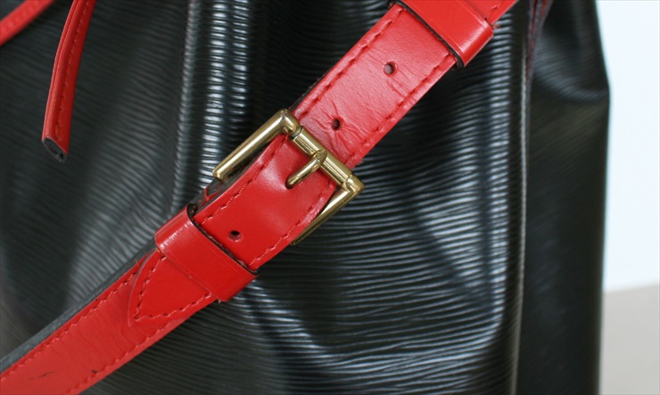 Louis Vuitton Black Epi Noe Red Leather Cloth ref.187001 - Joli Closet