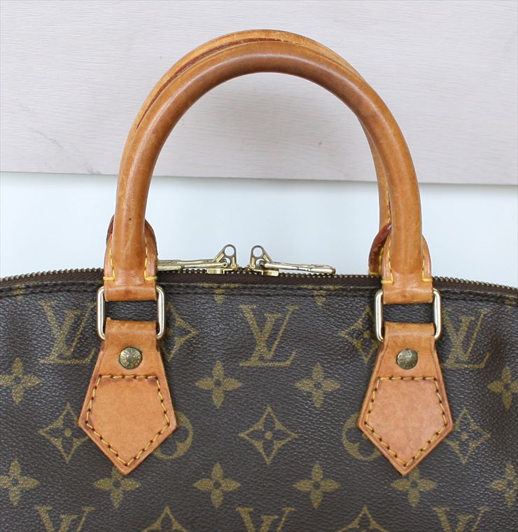 Louis Vuitton Alma Handbag 400569, Backpack EASTPAK EK000767 Ng Fish W051