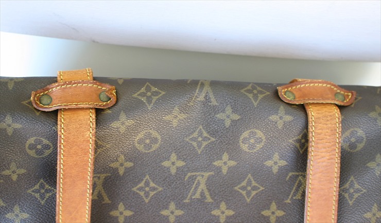 SAUMUR43 Monogram