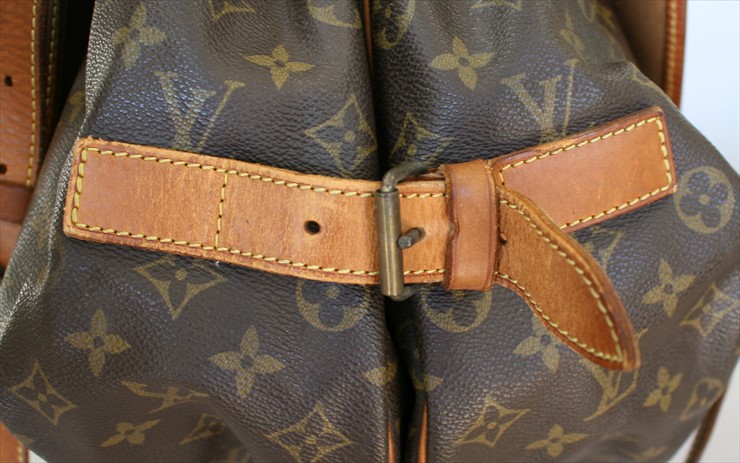 SAUMUR43 Monogram