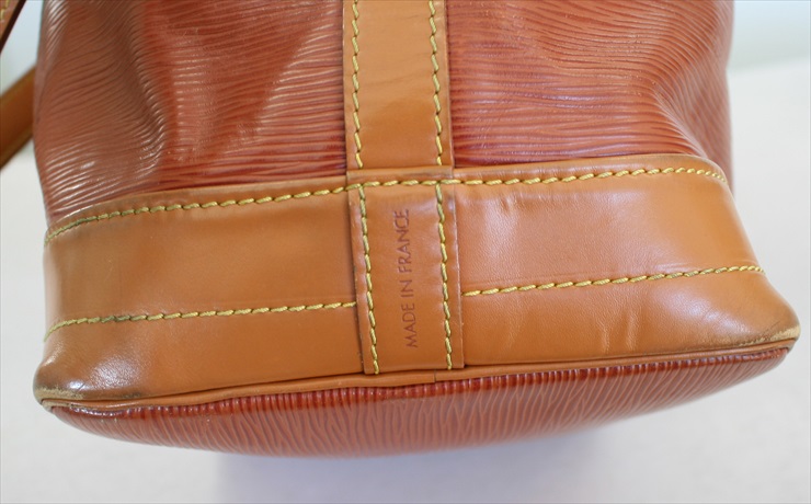 LOUIS VUITTON NOE EPI Brown Beige Bi-color Shoulder Bag No.1112-e