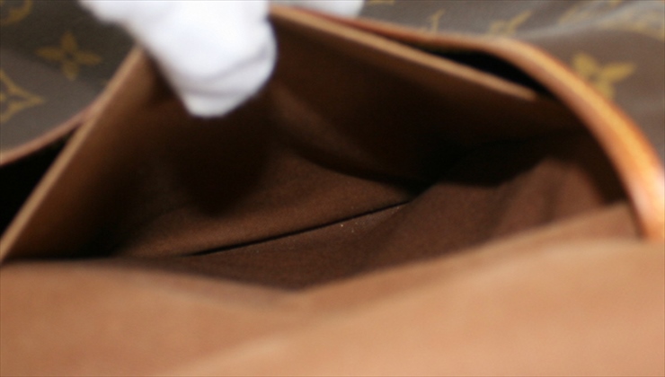 Louis Vuitton Saumur 35 Brown Cloth ref.710071 - Joli Closet