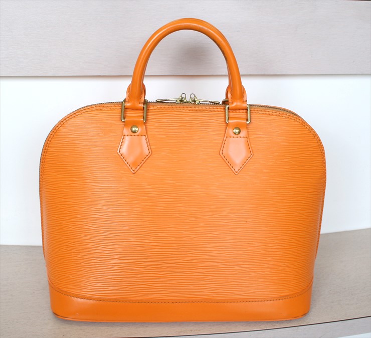 LOUIS VUITTON ALMA Epi Mandarin Orange Handbag No.1127-e