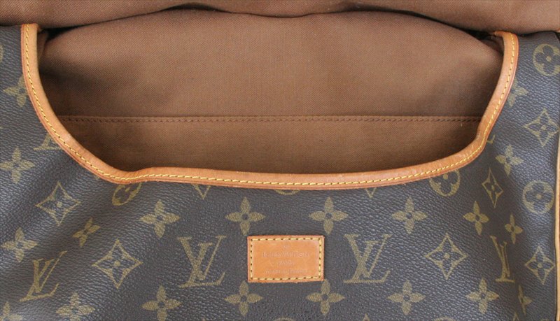 SAUMUR 35 Monogram