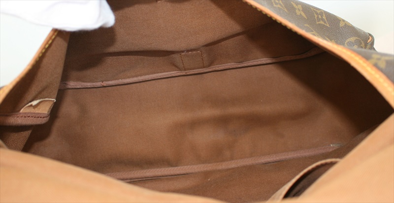 SAUMUR 35 Monogram