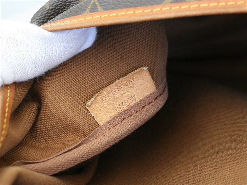 SAUMUR 35 Monogram