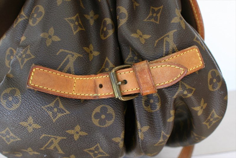 Louis Vuitton Monogram Saumur 35 Crossbody Shoulder Bag AR0940 ENTRUPY  AUTHENTIC