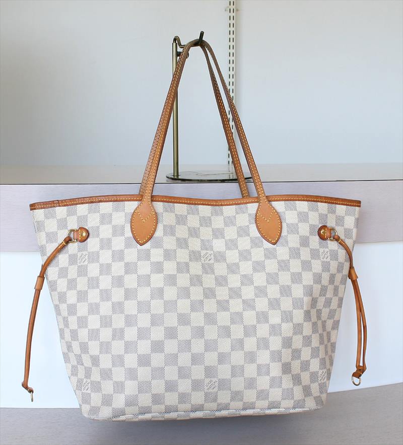 Louis Vuitton Damier Azur Neverfull MM Bag (with Initials) – Bagaholic