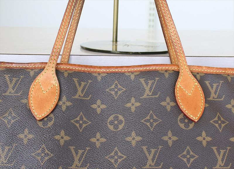 Authentic Louis Vuitton Bags - 129 For Sale on 1stDibs
