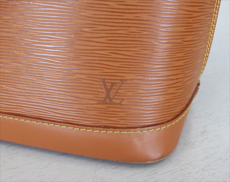 LOUIS VUITTON Epi Leather Alma PM Cipango Gold Brown Satchel Bag - 30%