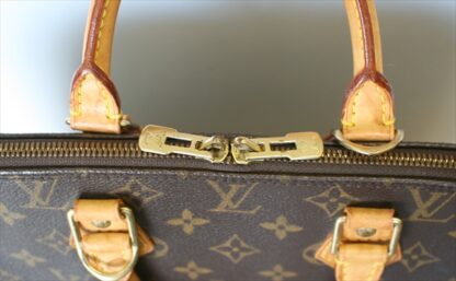 LOUIS VUITTON ALMA Monogram