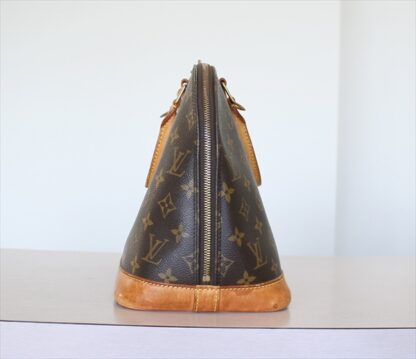 LOUIS VUITTON ALMA Monogram