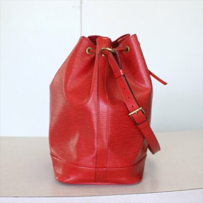 LOUIS VUITTON NOE EPI Red