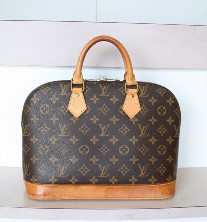 LOUIS VUITTON ALMA Monogram