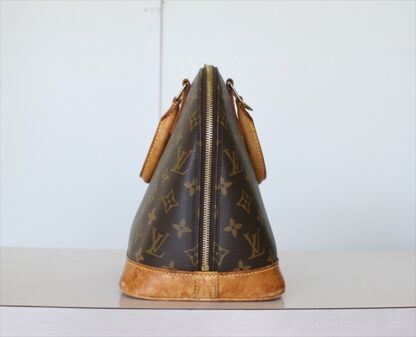 LOUIS VUITTON ALMA Monogram