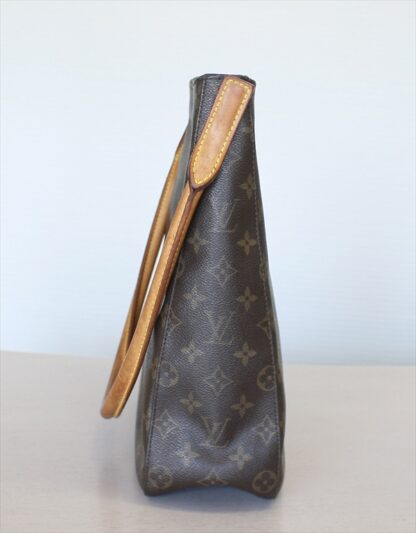 LOUIS VUITTON LOOPING GM Monogram