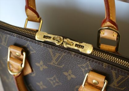 LOUIS VUITTON ALMA Monogram