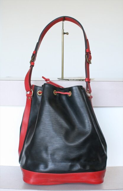 LOUIS VUITTON NOE EPI Black Red Bi-color