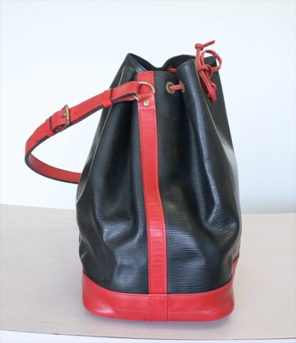 LOUIS VUITTON NOE EPI Black Red Bi-color