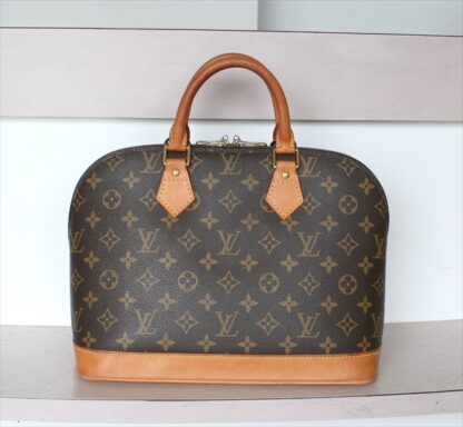 LOUIS VUITTON ALMA Monogram