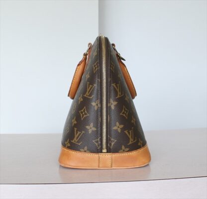 LOUIS VUITTON ALMA Monogram