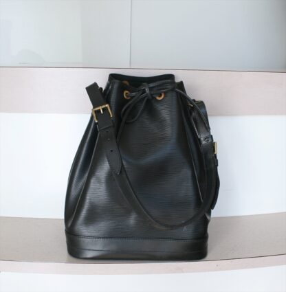 LOUIS VUITTON NOE EPI Noir Black