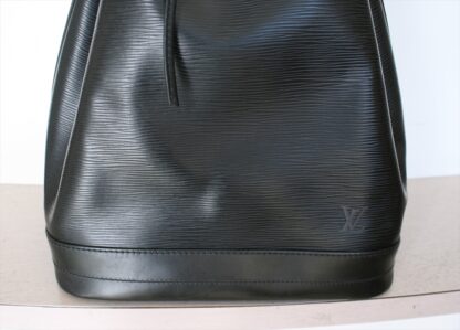 LOUIS VUITTON NOE EPI Noir Black