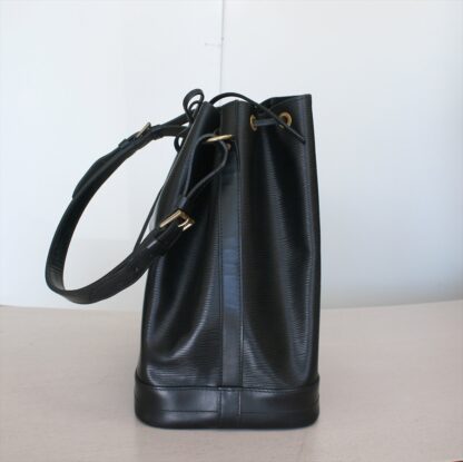 LOUIS VUITTON NOE EPI Noir Black