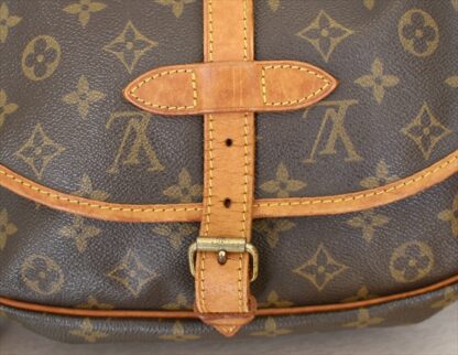 LOUIS VUITTON SAUMUR 30 Monogram