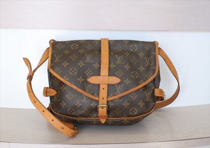 LOUIS VUITTON SAUMUR 30 Monogram