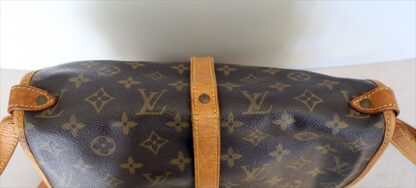 LOUIS VUITTON SAUMUR 30 Monogram