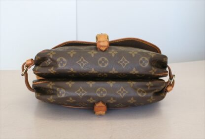 LOUIS VUITTON SAUMUR 30 Monogram