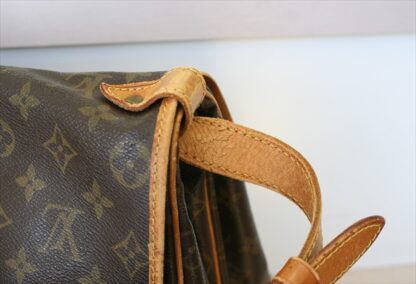 LOUIS VUITTON SAUMUR 35 Monogram