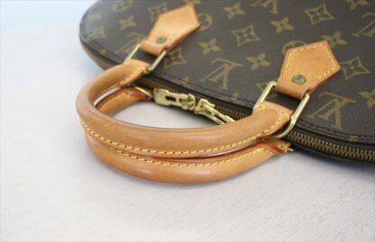 LOUIS VUITTON ALMA Monogram