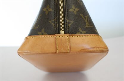 LOUIS VUITTON ALMA Monogram