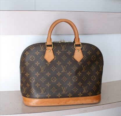 LOUIS VUITTON ALMA monogram