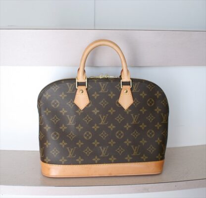 LOUIS VUITTON ALMA monogram