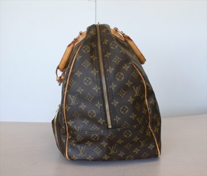 LOUIS VUITTON EVASION Monogram