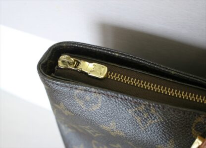 LOUIS VUITTON CABAS MEZZO Monogram
