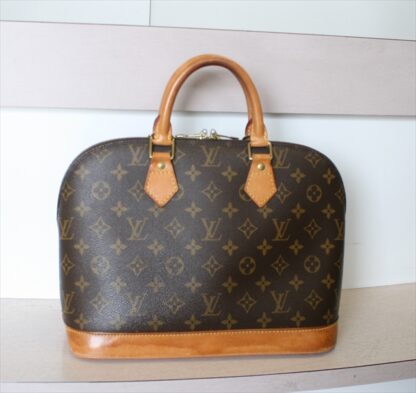 LOUIS VUITTON ALMA monogram